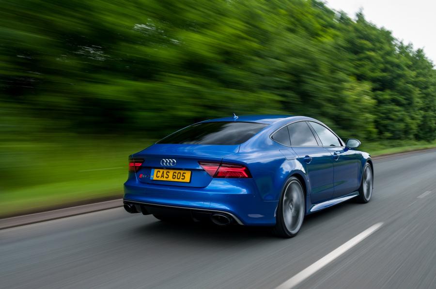 Audi RS7 Sportback Performance 2016 года  (UK) (фото 12 из 21)